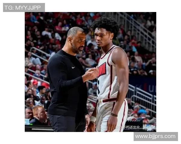 乌度卡续约火箭签八位数合同成为NBA收入最高教练之一 乌度卡续约火箭签八位数合同成为NBA收入最高教练之一