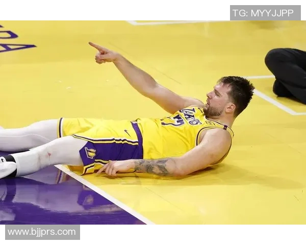 美媒评新赛季前十后卫SGA东契奇华子前三,库里第4哈登第9 美媒评新赛季前十后卫SGA东契奇华子前三,库里第4哈登第9